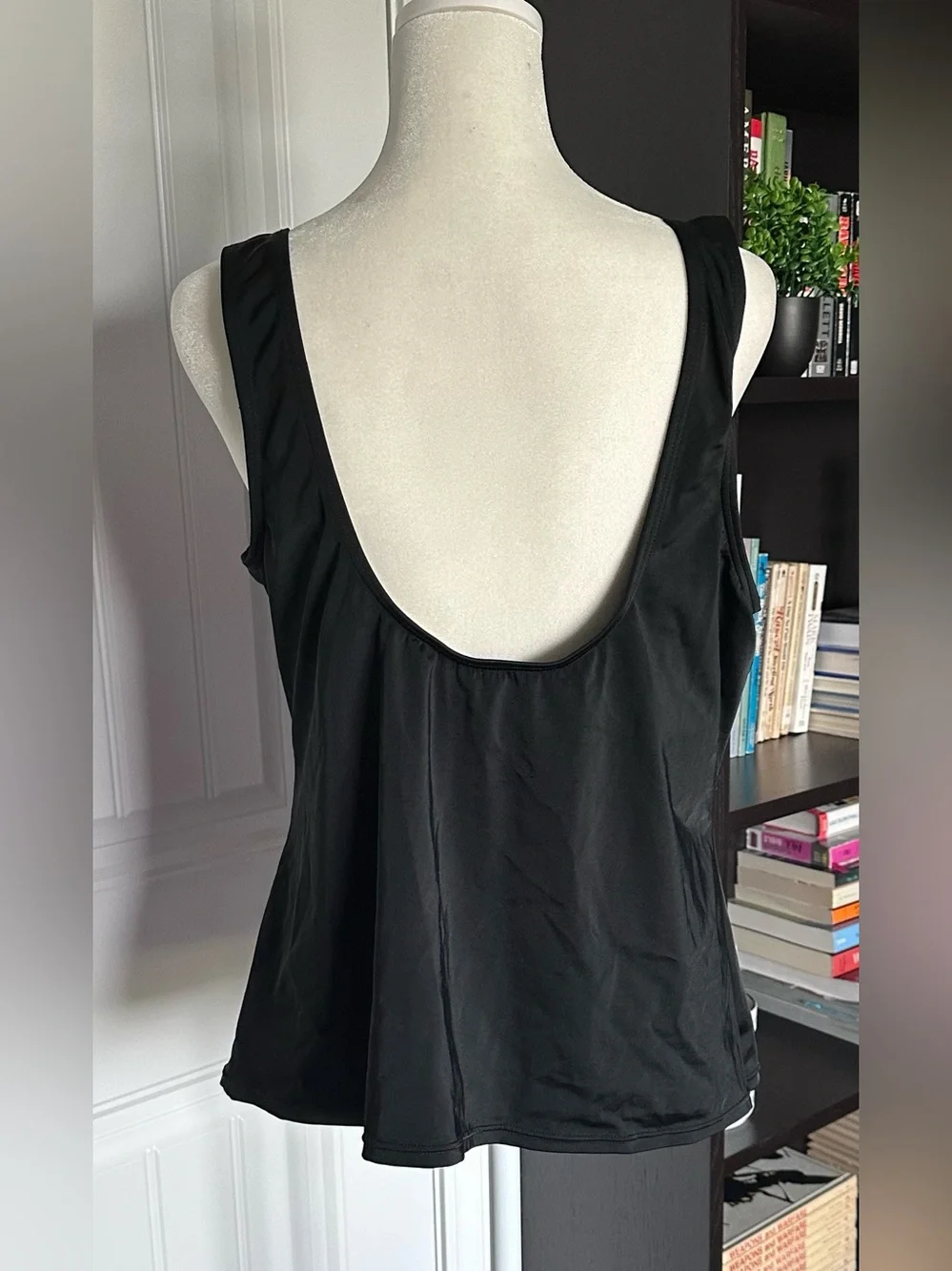 Tankini Zip Closure Swim Top. 20w - Picture 2 of 4